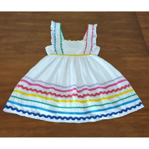 Mini Boden Girls embroidered twirl scalloped DotRic Raccotton dress size 4/5 Mini Boden Girls embroidered twirl scalloped DotRic Raccotton dress size 4/5